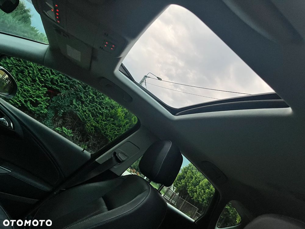 Opel Astra 1.4 Turbo Cosmo - 26
