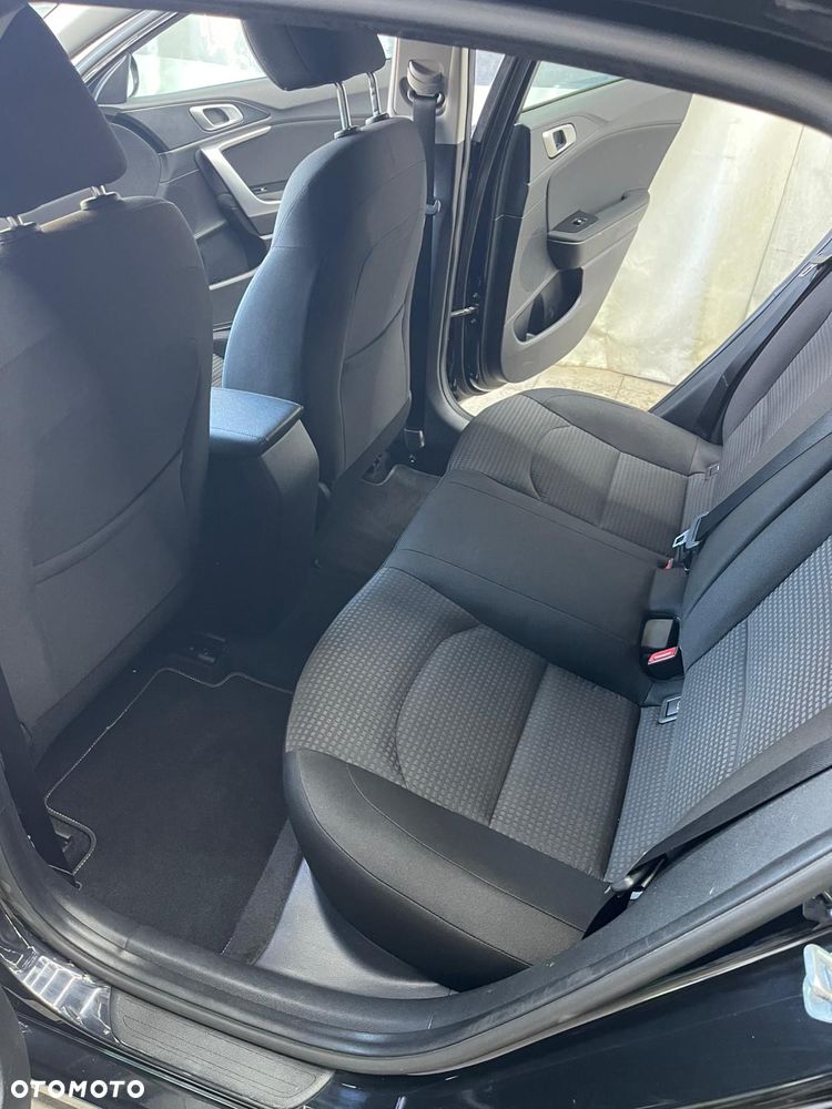 Kia Ceed 1.0 T-GDI OPF Edition 7 - 28