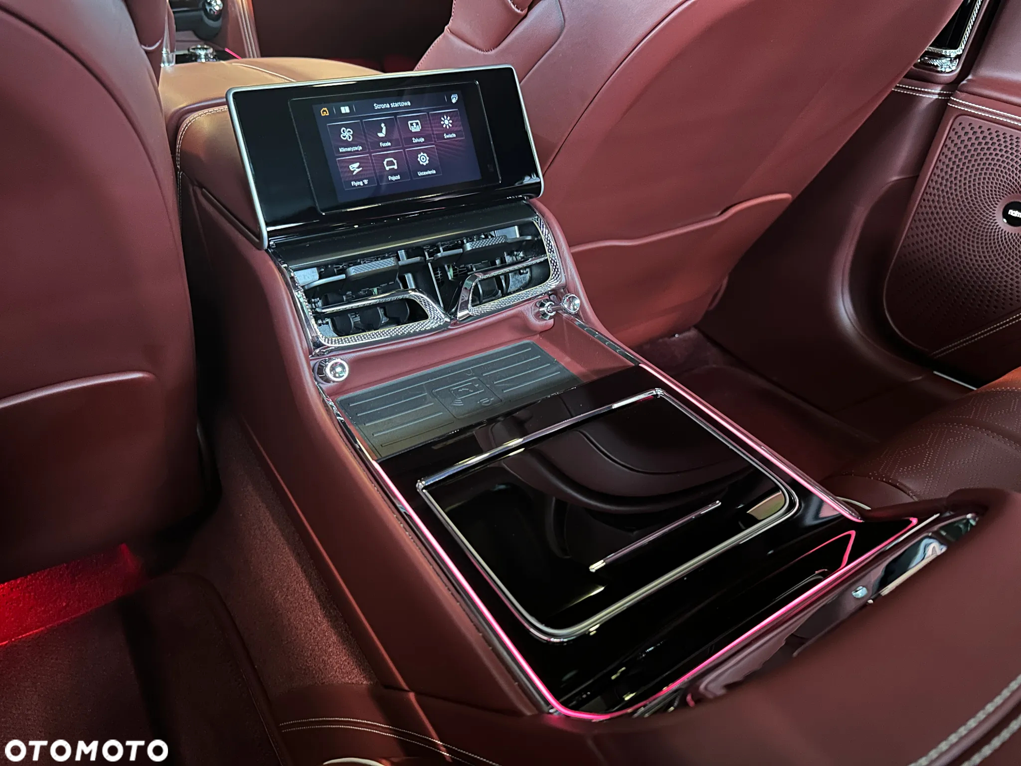 Bentley Flying Spur New V8 PHEV Speed - 19