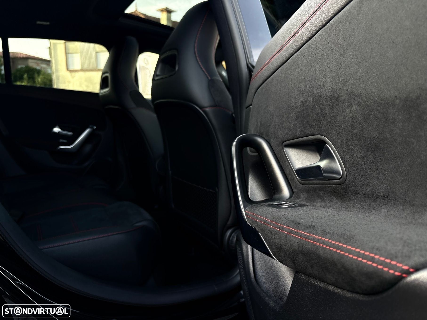 Mercedes-Benz CLA 250 e Shooting Brake AMG Line - 48