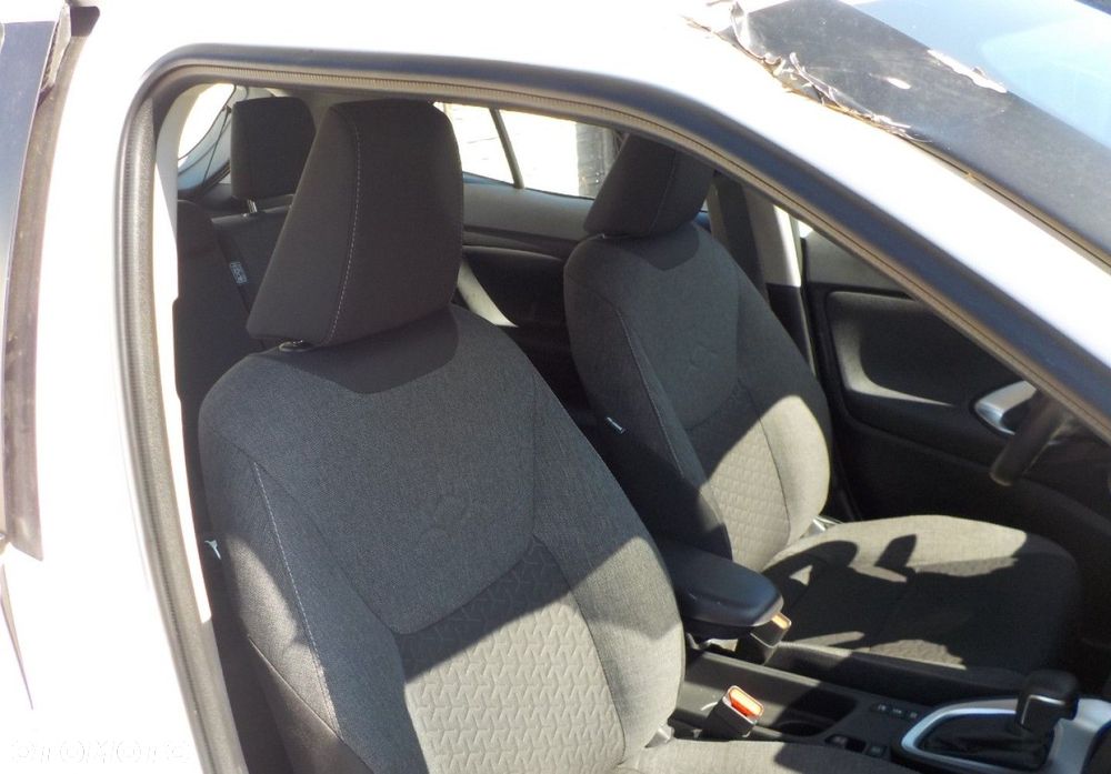 Toyota Yaris Cross - 23