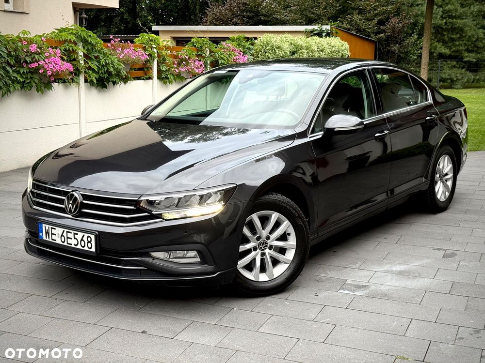 Volkswagen Passat 1.5 TSI EVO Business - 1