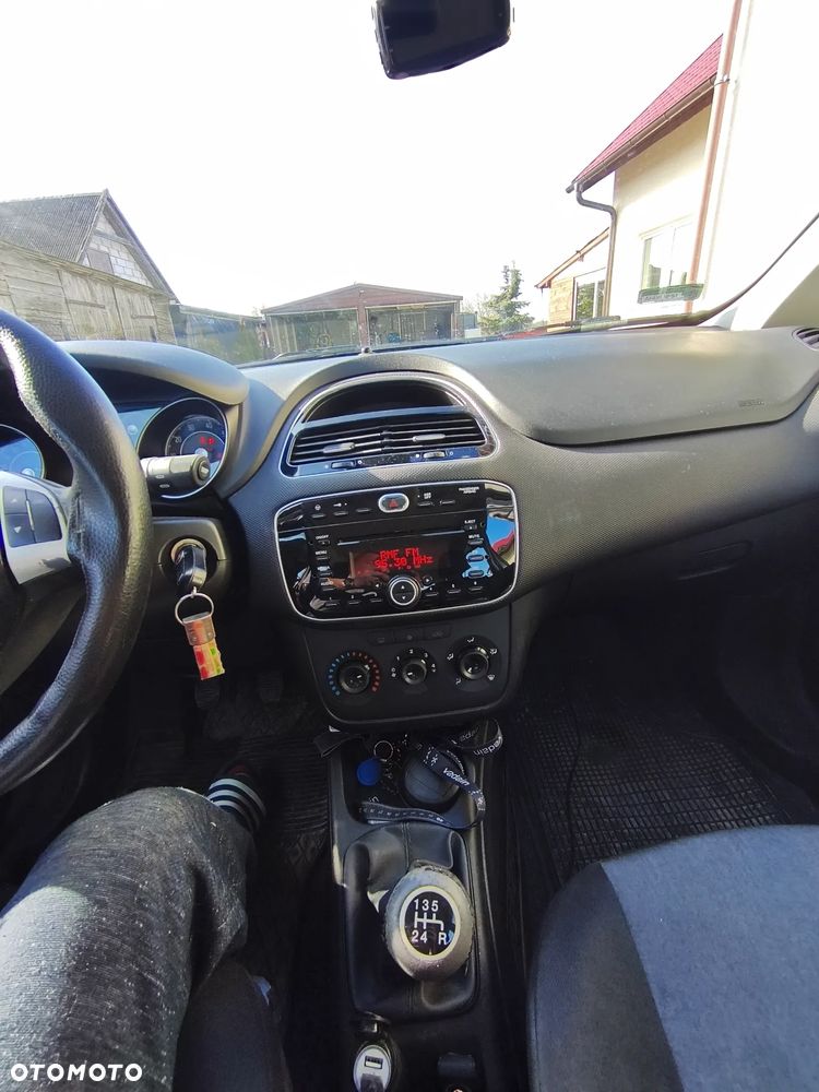 Fiat Grande Punto - 12