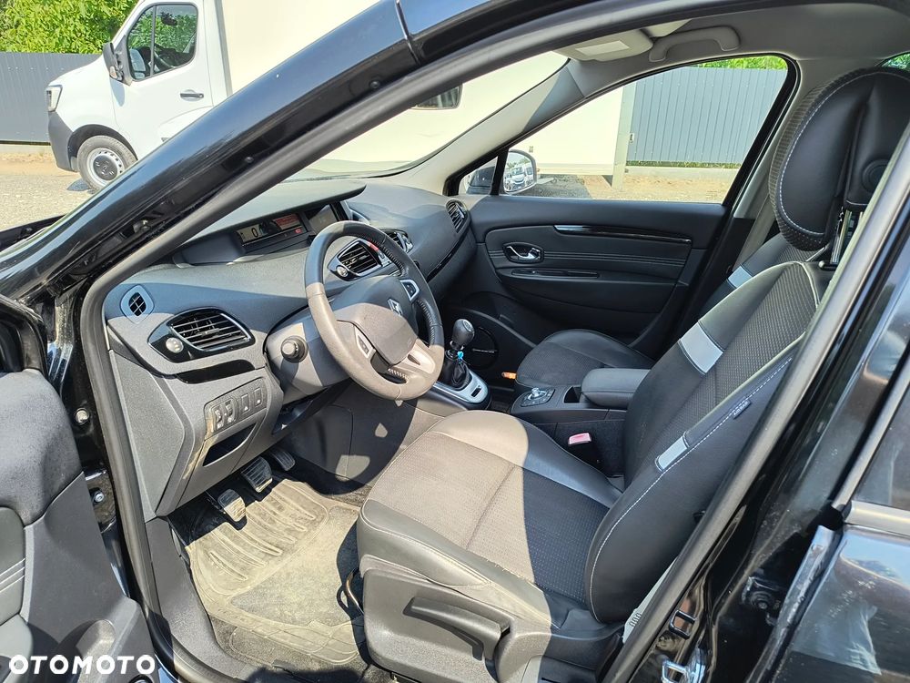 Renault Scenic 1.6 dCi Energy Bose Edition S&S - 14