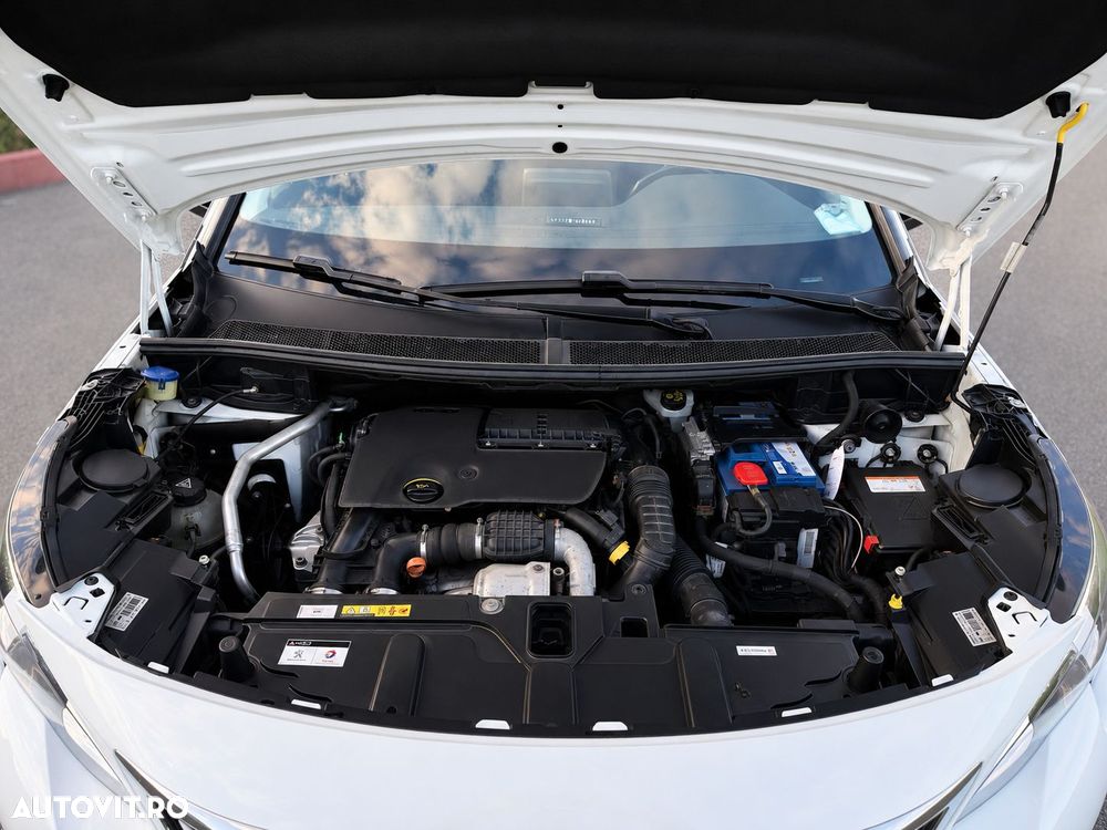 Peugeot 3008 1.6 BlueHDI S&S EAT6 Allure - 14