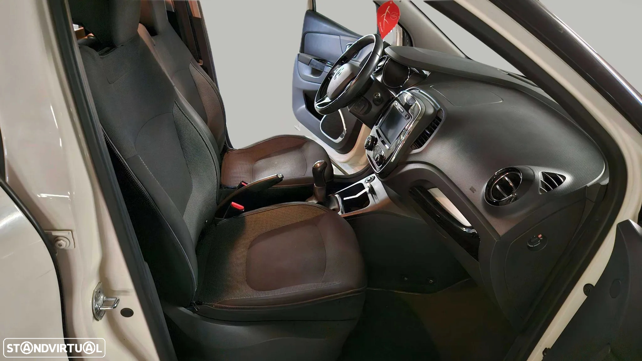 Renault Captur 1.5 dCi Exclusive - 15