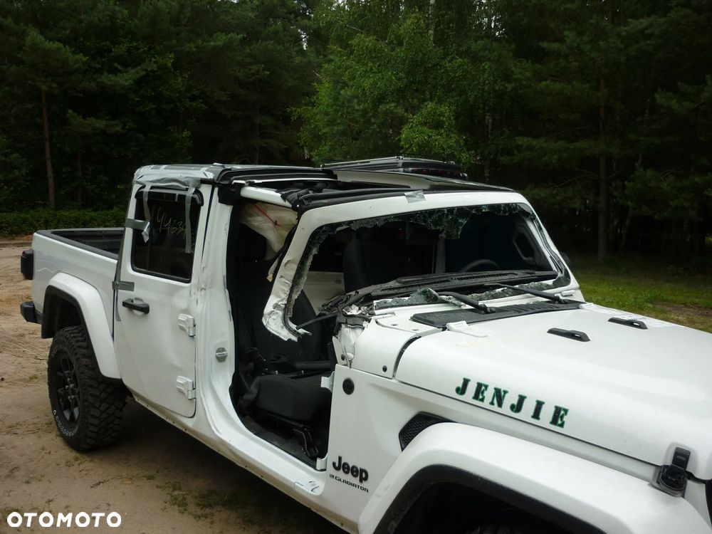 Jeep Gladiator - 8