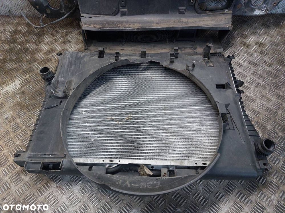 PAS PRZEDNI WZMOCNIENIE CZOŁOWE + KOMPLET CHŁODNIC BMW E39 520i 2.0 24V - 2
