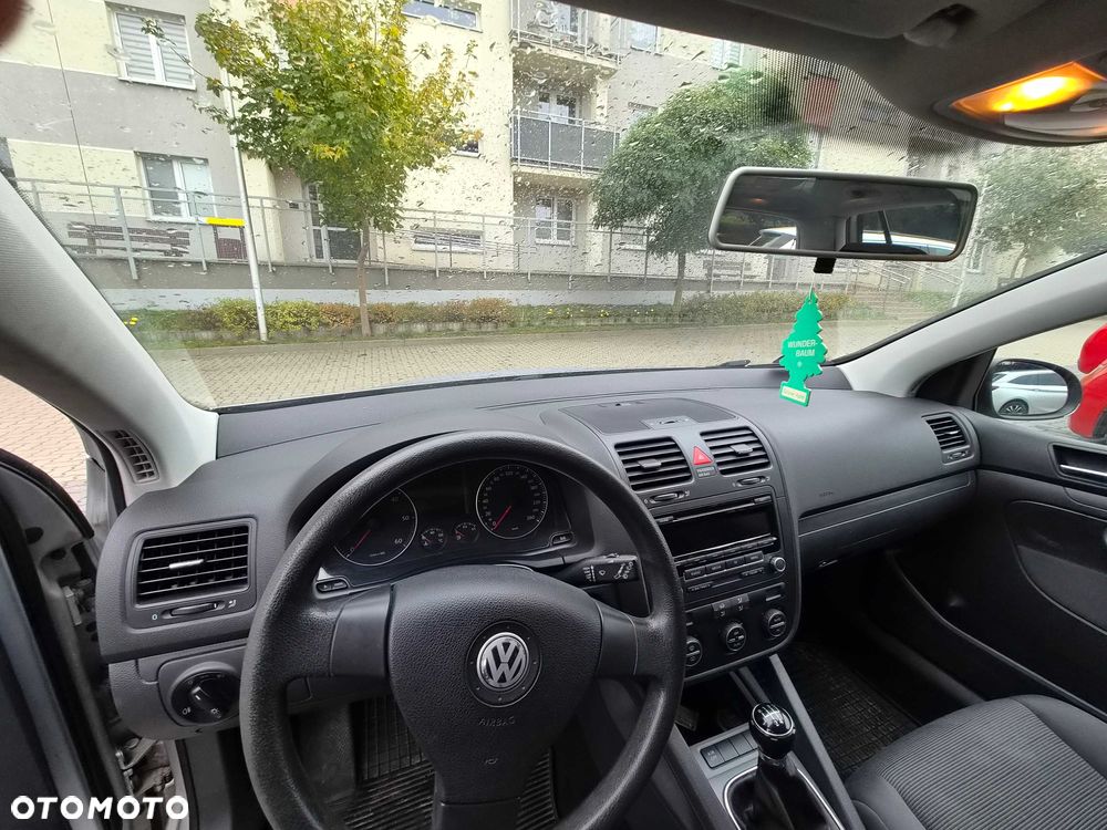Volkswagen Golf - 8