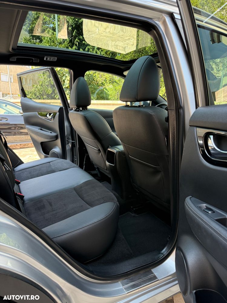 Nissan Qashqai 1.6 DCI Xtronic TEKNA - 9