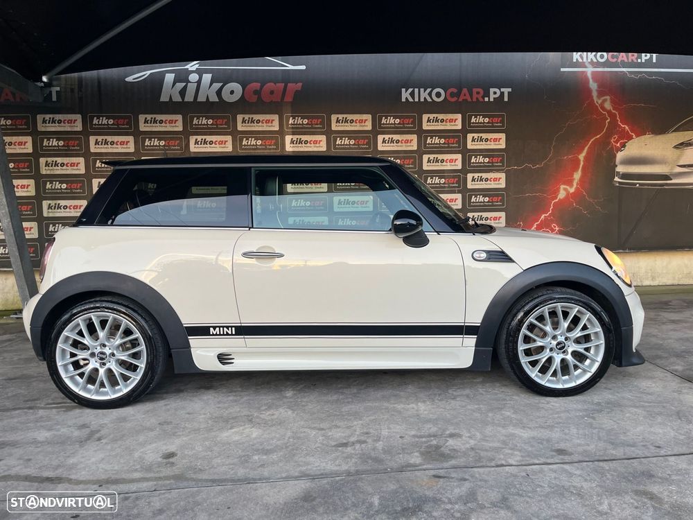 MINI 3 Portas Cooper D - 10