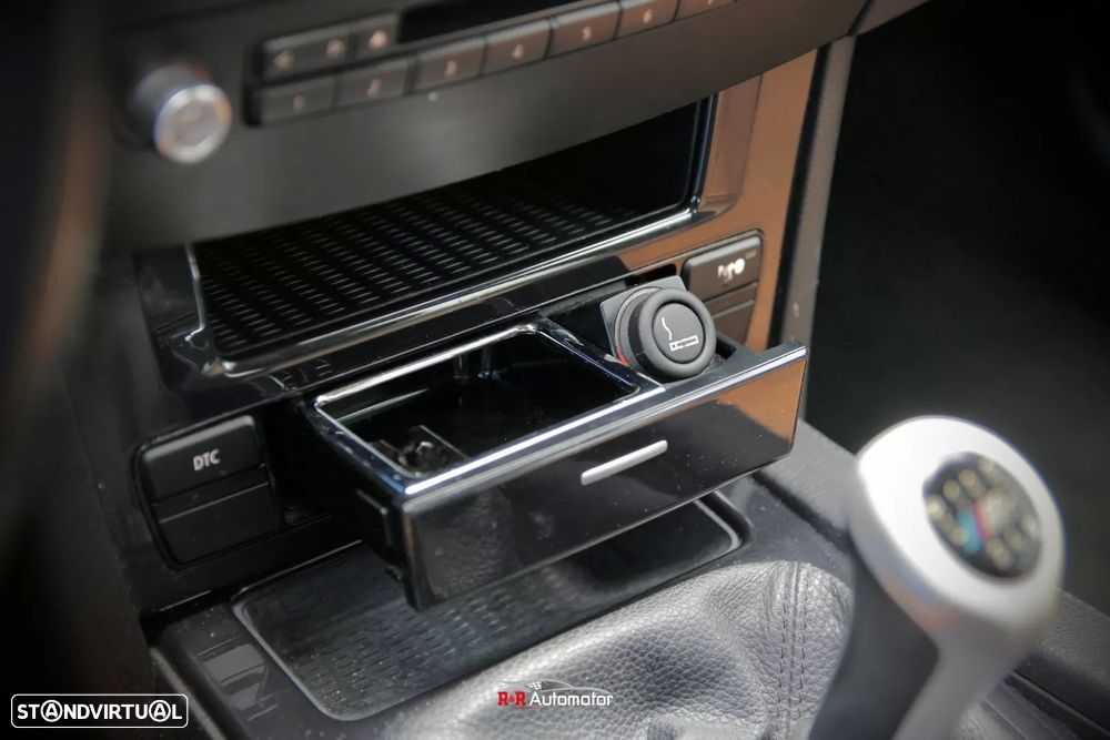 BMW 520 d Executive - 28