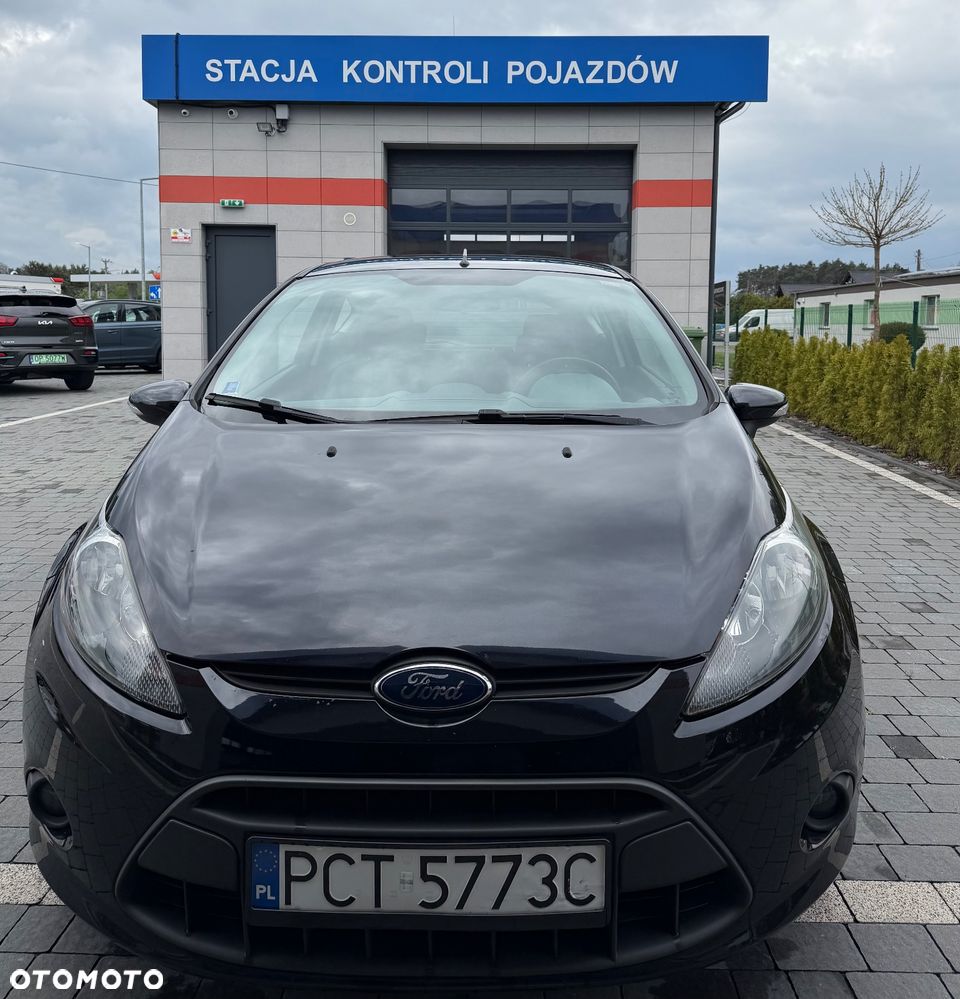 Ford Fiesta - 8