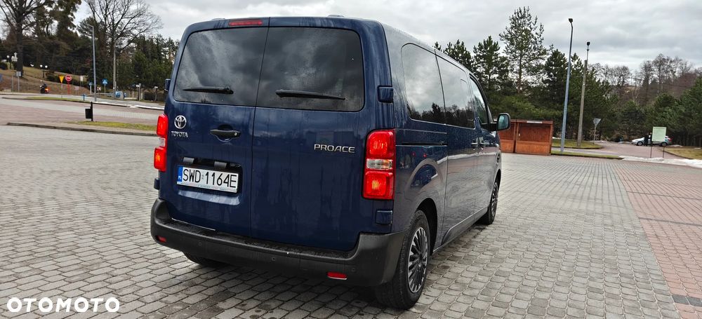 Toyota ProAce Kombi D-4D Medium 2,6t - 16