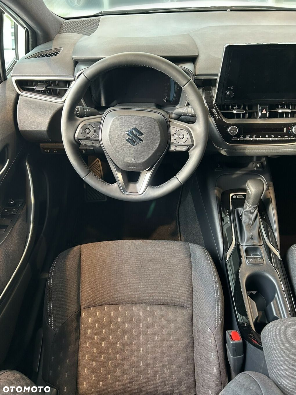 Suzuki Swace - 12
