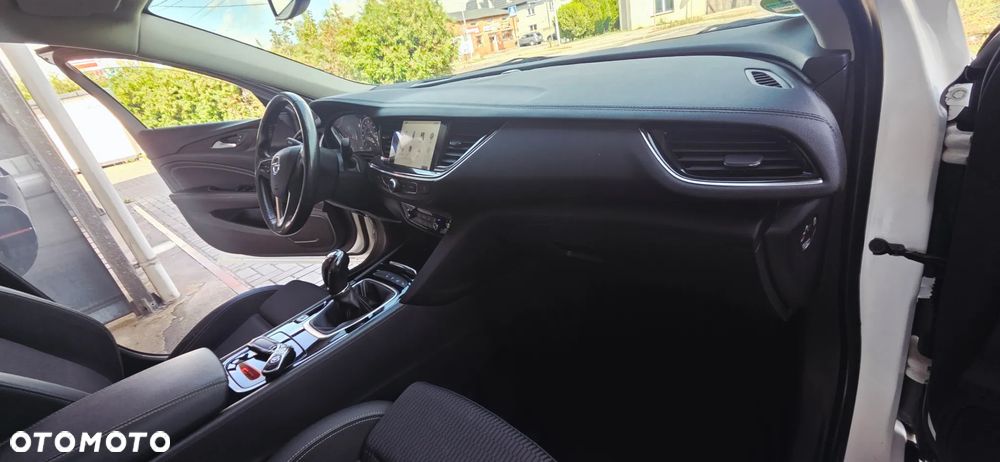 Opel Insignia Grand Sport 2.0 Diesel Exclusive - 35