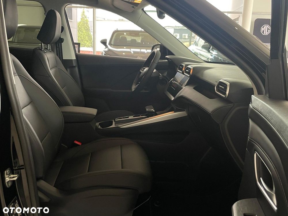 MG ZS Hybrid+ - 19