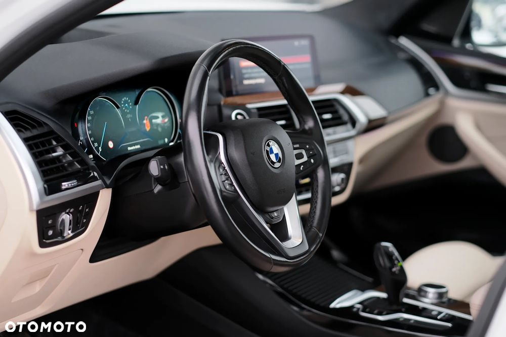 BMW X3 xDrive30i xLine - 23