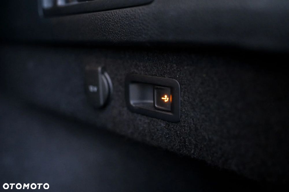 Volkswagen Passat ver-2-0-tdi-bmt-comfortline - 27