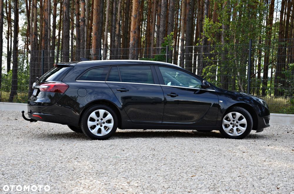 Opel Insignia - 25