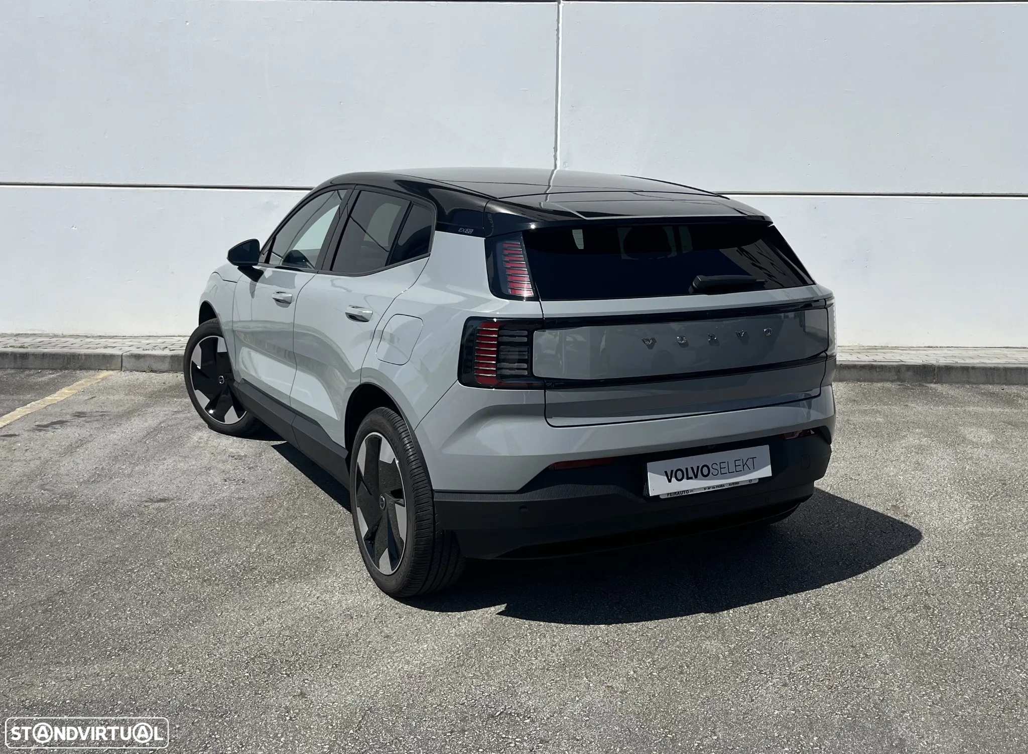 Volvo EX30 69 kWh Single Motor Extended Range Plus - 5