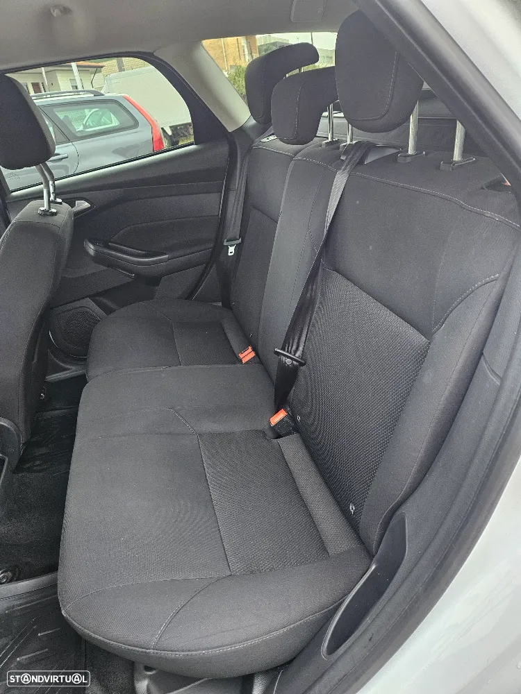 Ford Focus SW 1.5 TDCi Trend ECOnetic - 12