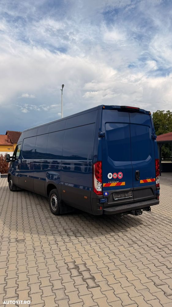 Iveco Massif - 4