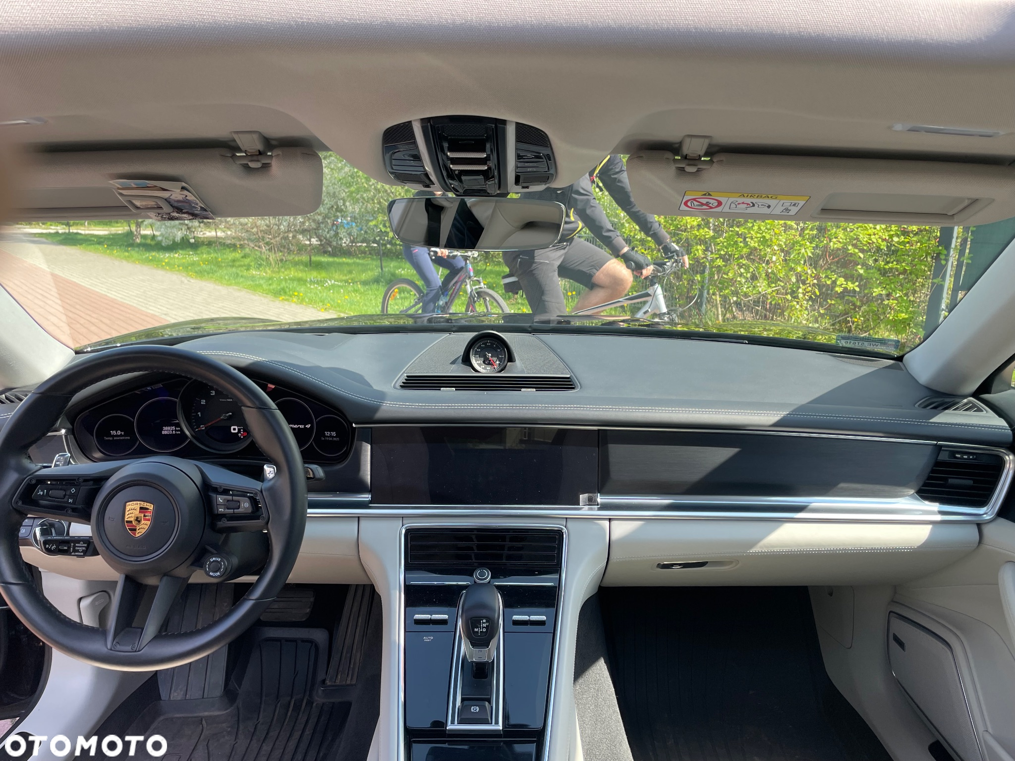 Porsche Panamera 4 Platinum Edition - 14