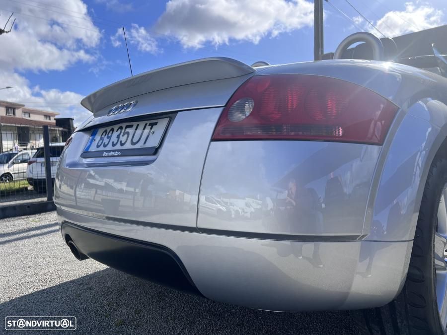 Audi TT Roadster 1.8 T - 15