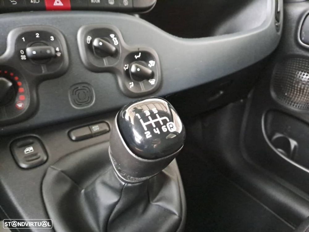 Fiat Panda 1.0 Hybrid Cross - 18