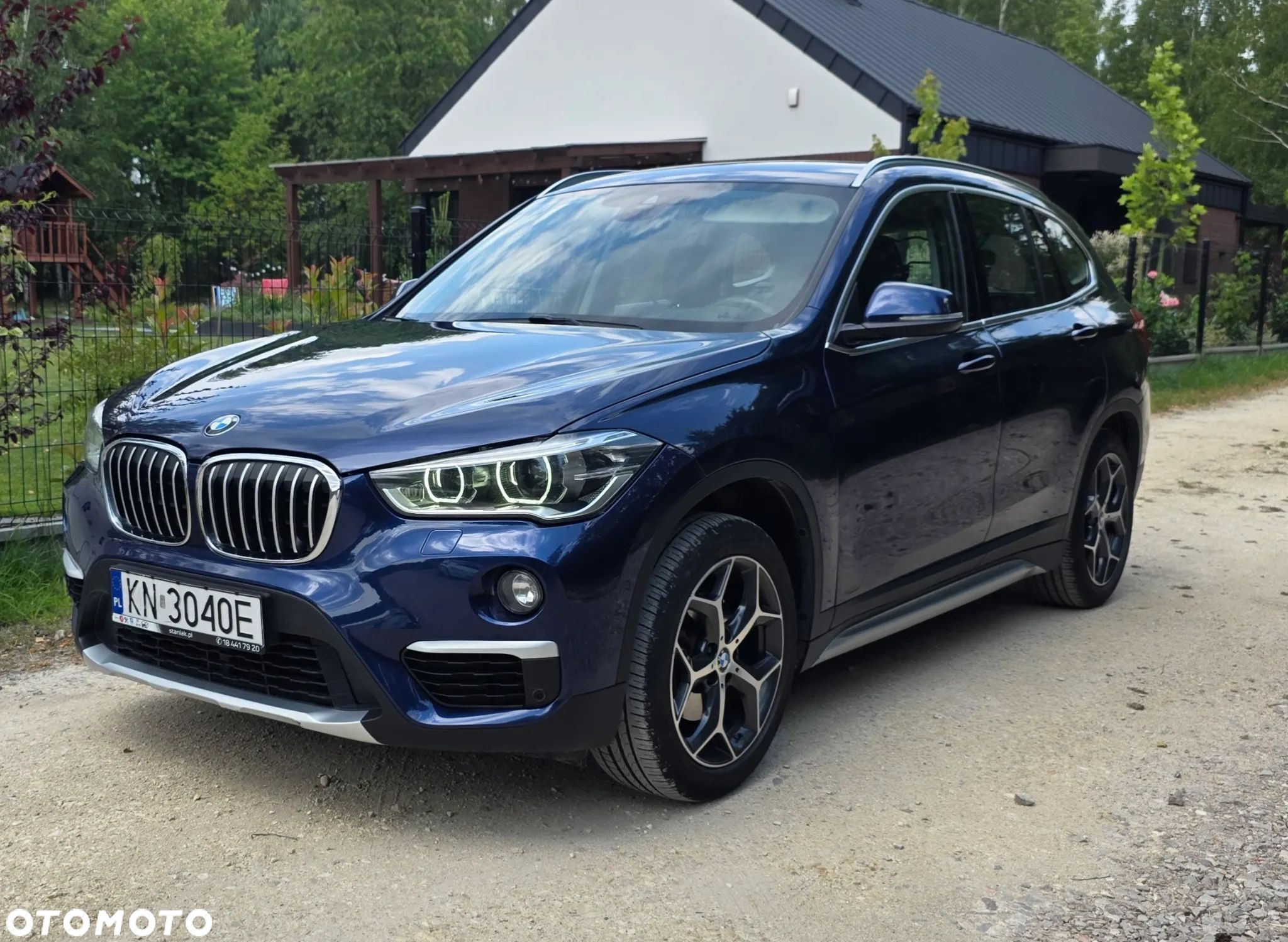 BMW X1 sDrive18i - 1