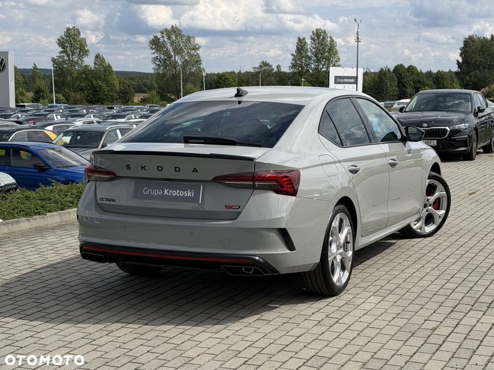 Skoda Octavia 2.0 TSI RS DSG - 5