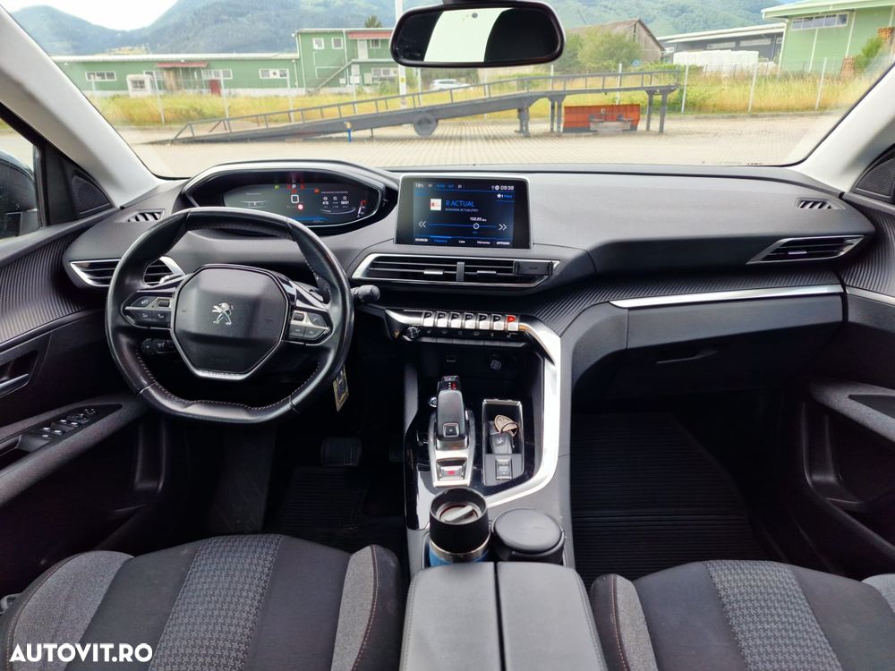 Peugeot 3008 1.5 BlueHDI 130 S&S EAT8 Allure - 4