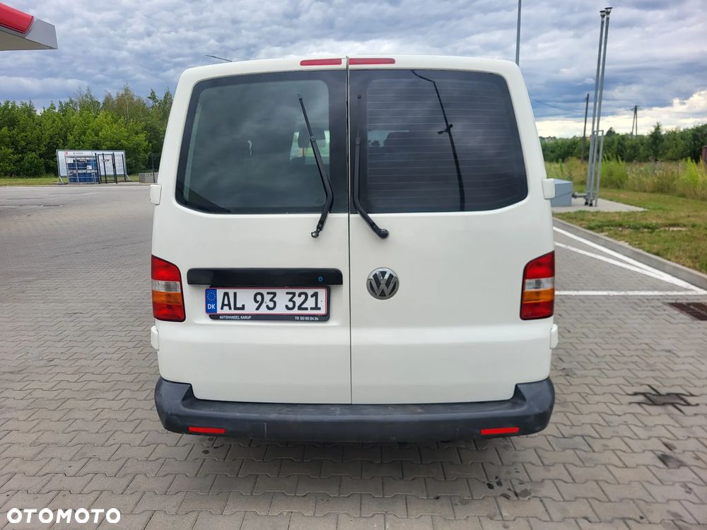 Volkswagen Transporter - 9