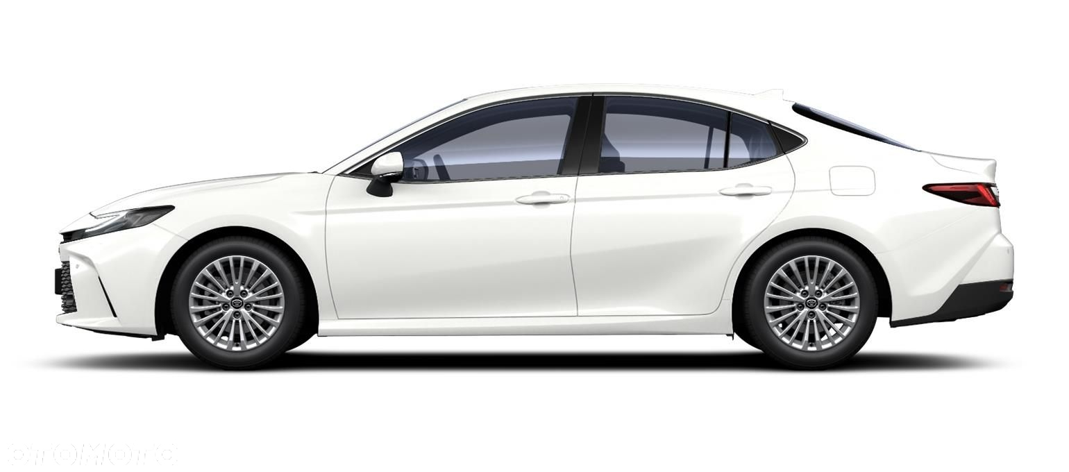 Toyota Camry - 6