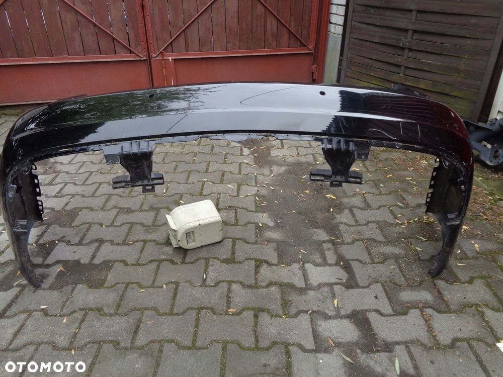 Mercedes E klasa zderzak tylny A207 885 7025 - 2