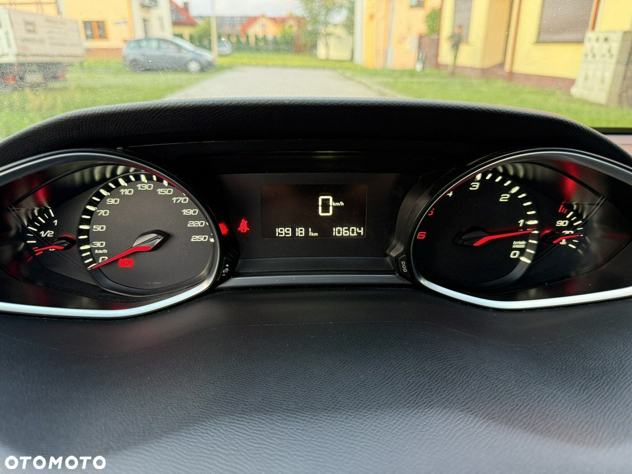 Peugeot 308 1.6 BlueHDi Allure S&S - 13