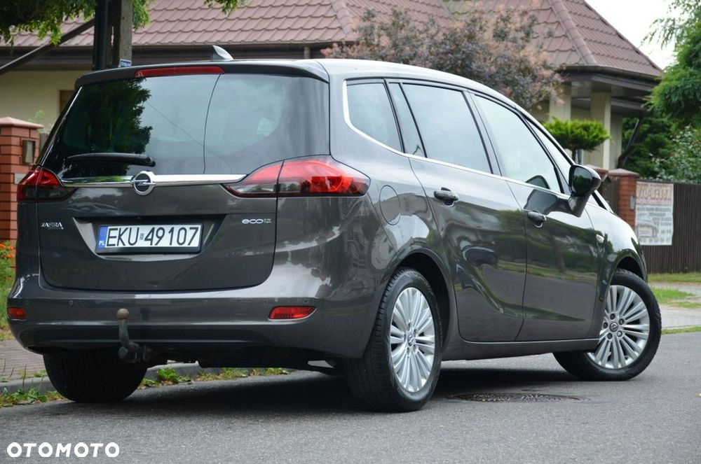 Opel Zafira - 10