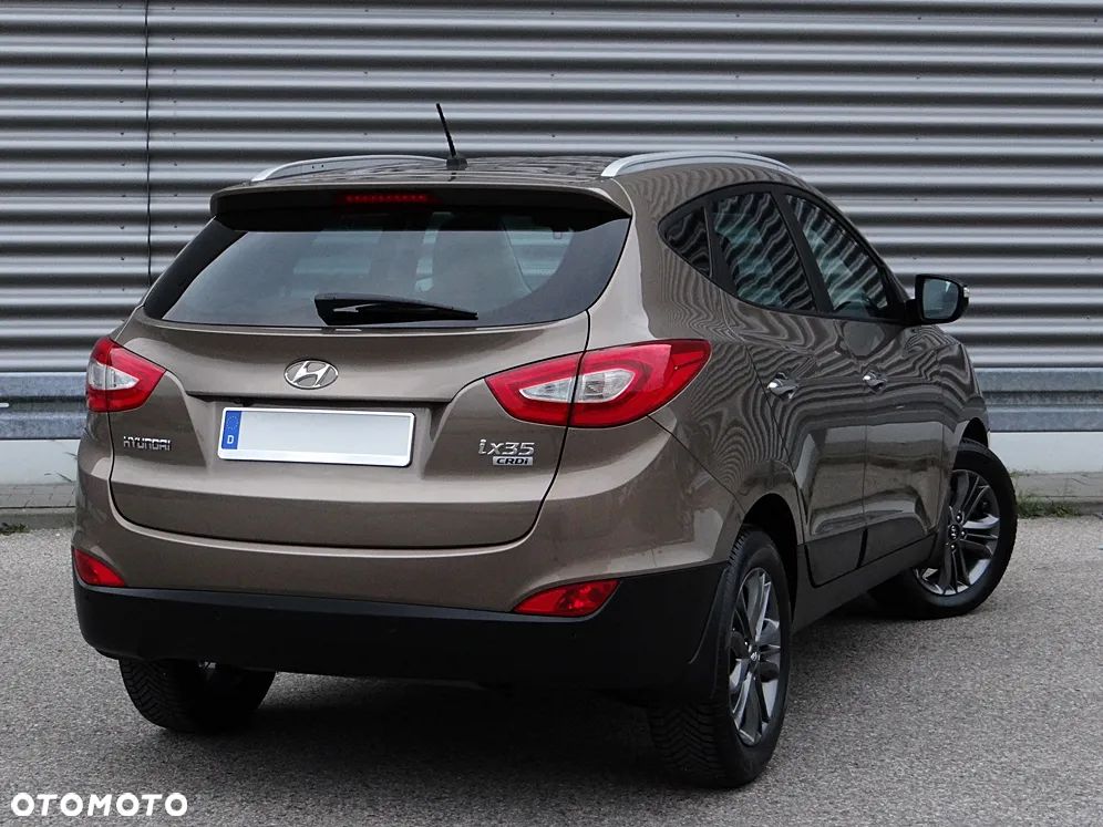 Hyundai ix35 1.7 CRDi 2WD blue Finale Gold - 14