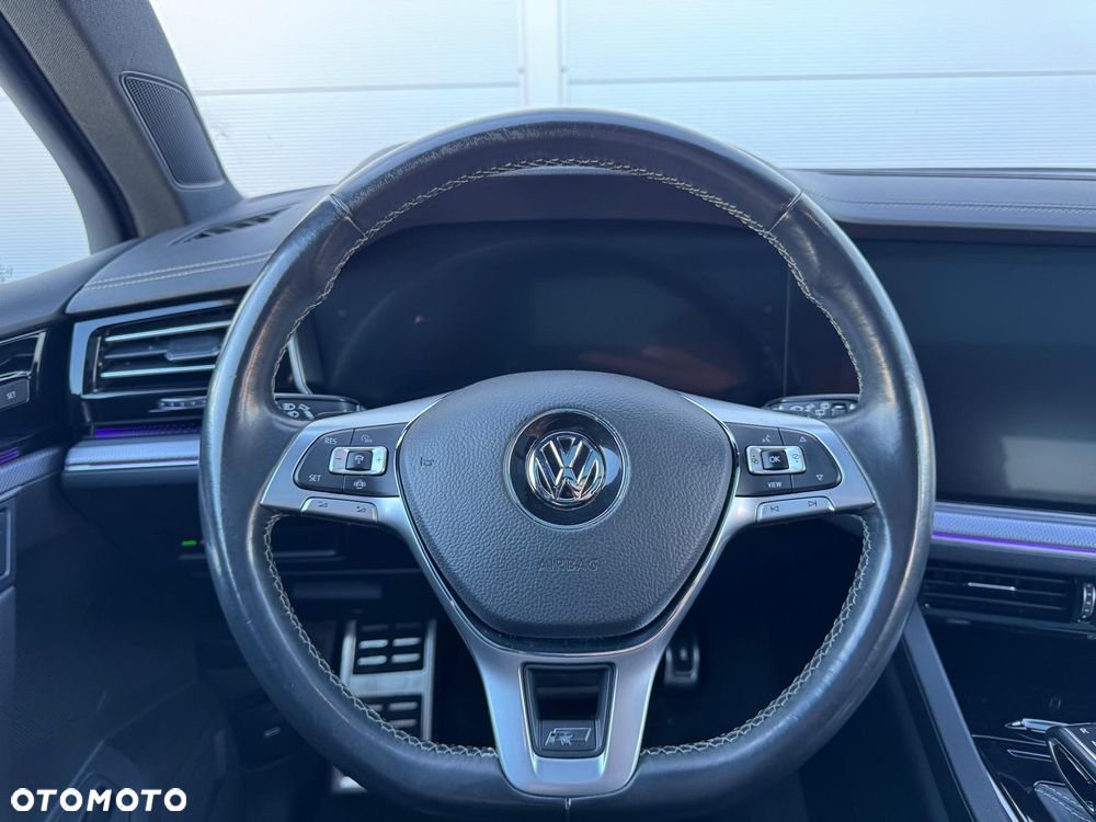 Volkswagen Touareg 3.0 V6 TDI SCR 4Mot R-Line - 16