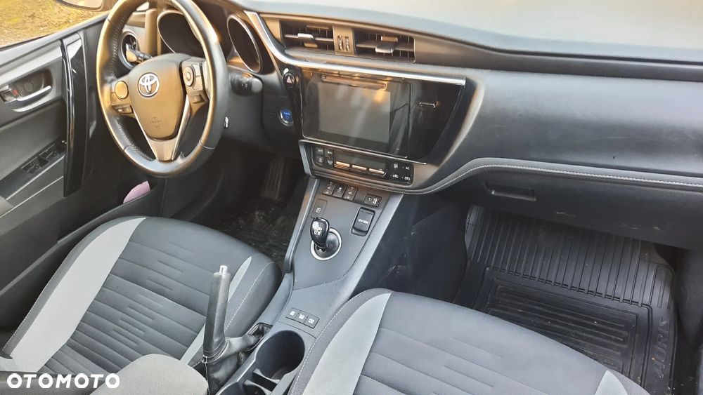 Toyota Auris 1.8 HSD Prestige NAVI - 7