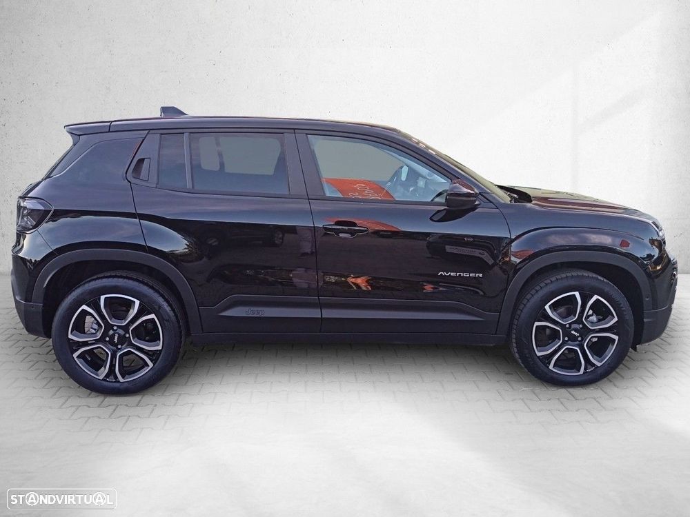 Jeep Avenger 1.2 GSE T3 Altitude - 4