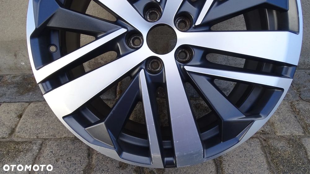 PEUGEOT 3008, 5008 II - 7.5Jx19CH5 ET42 5X108 - felga - 4