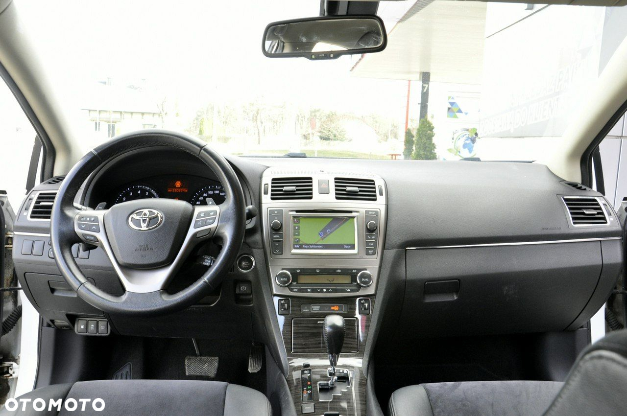 Toyota Avensis 2.0 Multidrive S Executive - 7
