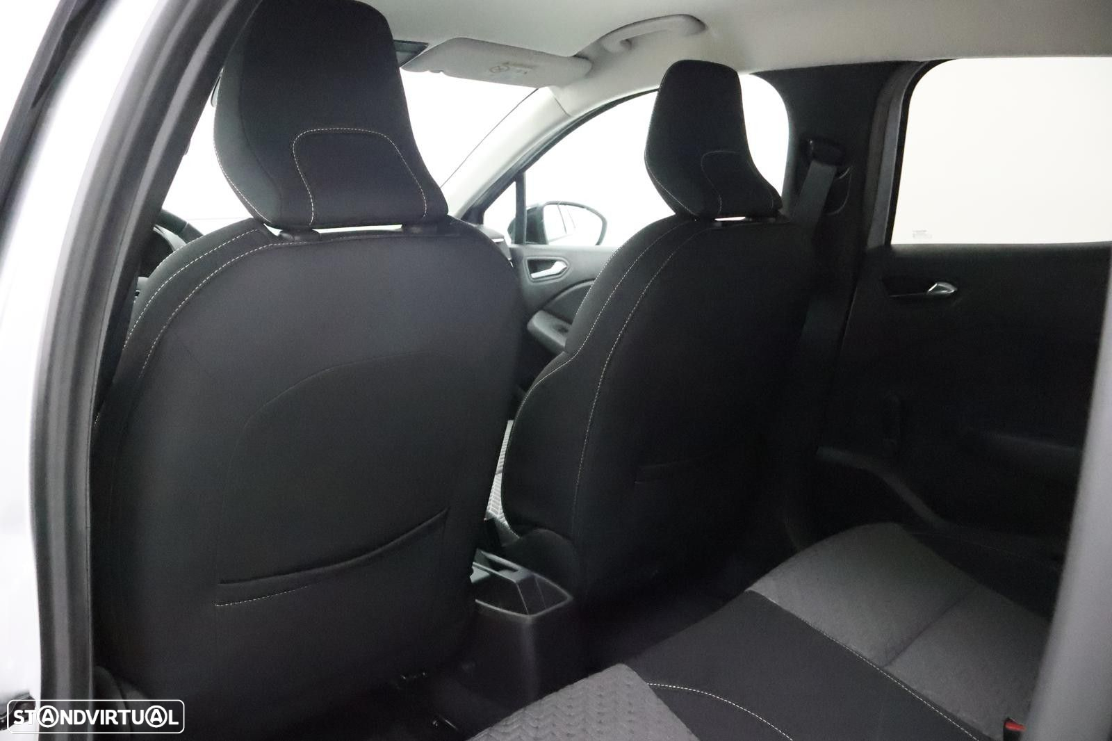 Renault Clio 1.0 TCe Limited CVT - 21