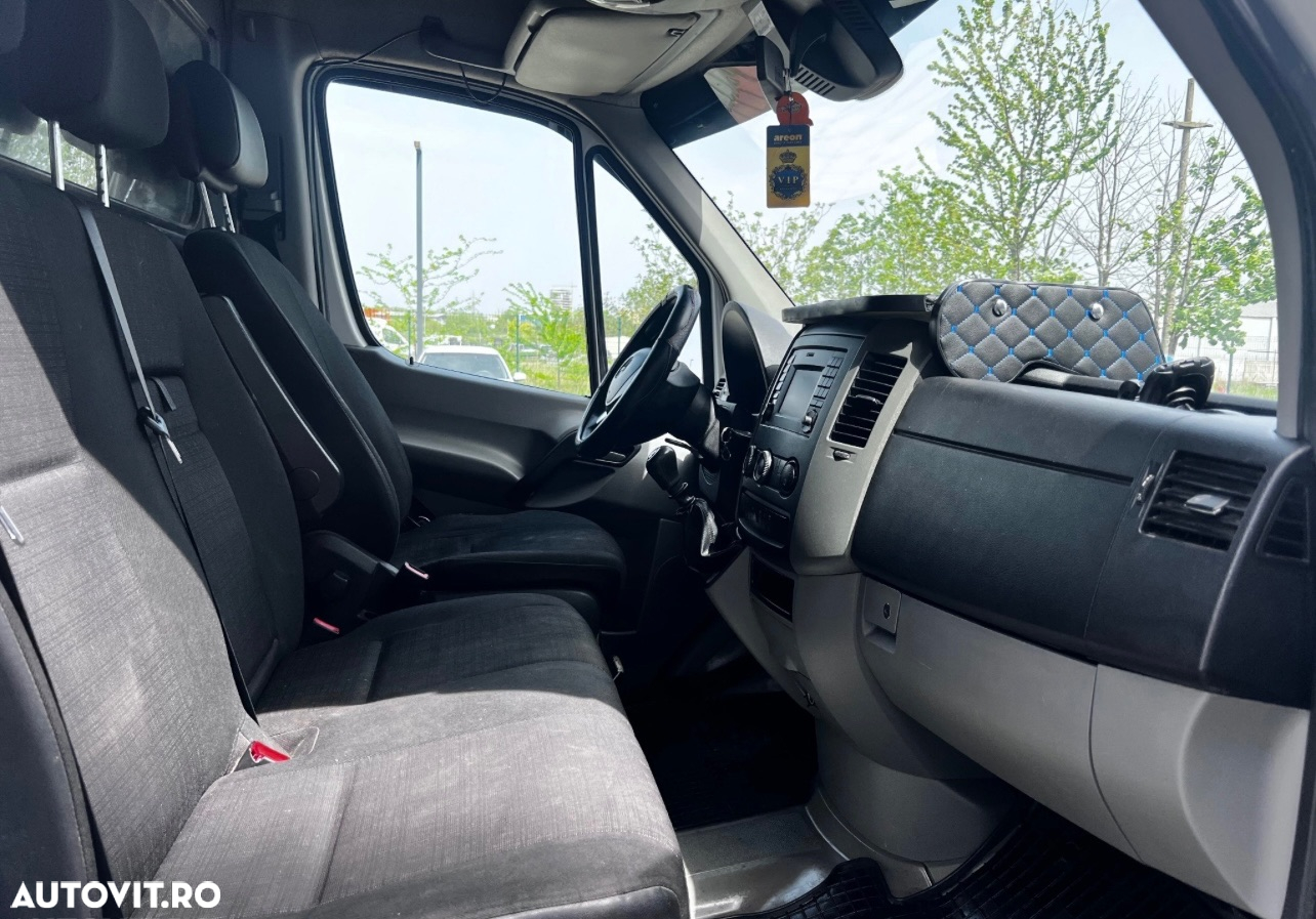 Mercedes-Benz Sprinter - 18