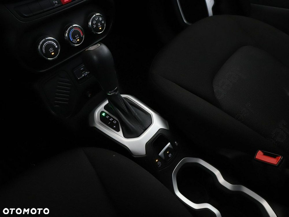 Jeep Renegade 1.4 MultiAir Longitude FWD S&S - 27