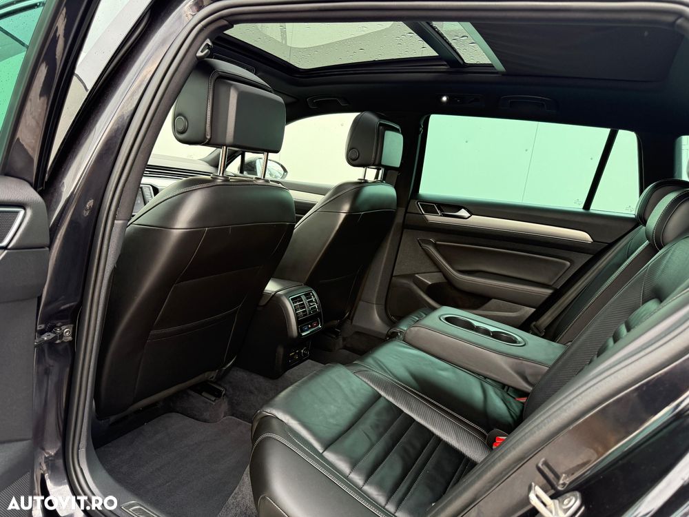 Volkswagen Passat 2.0 TDI DSG R Executive - 16