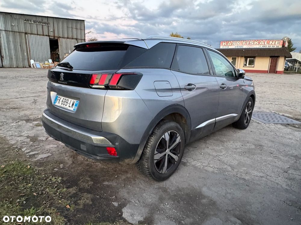 Peugeot 3008 PureTech 130 Stop & Start GPF EAT8 Roadtrip - 5