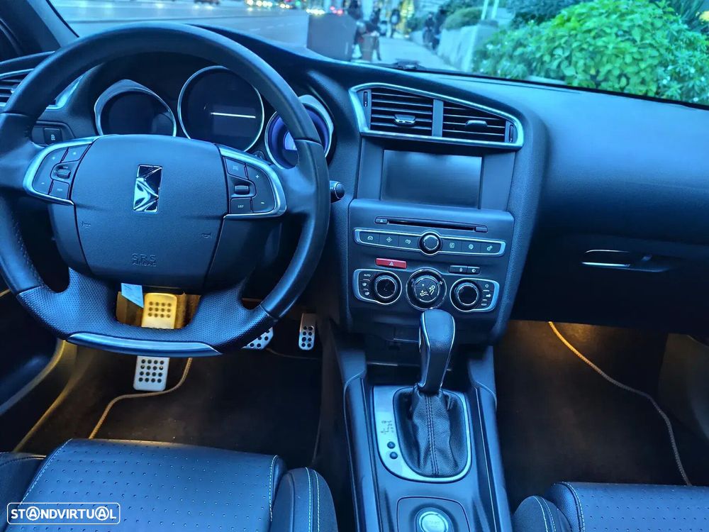 DS DS4 4 2.0 BlueHDi Sport Chic EAT6 - 6